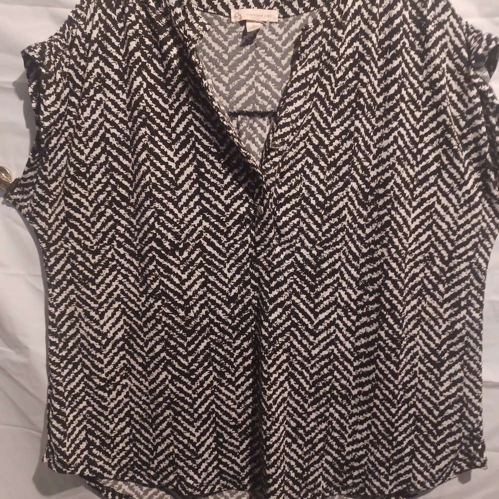 Stablished 1962 Black and White Women's Top XL (A)